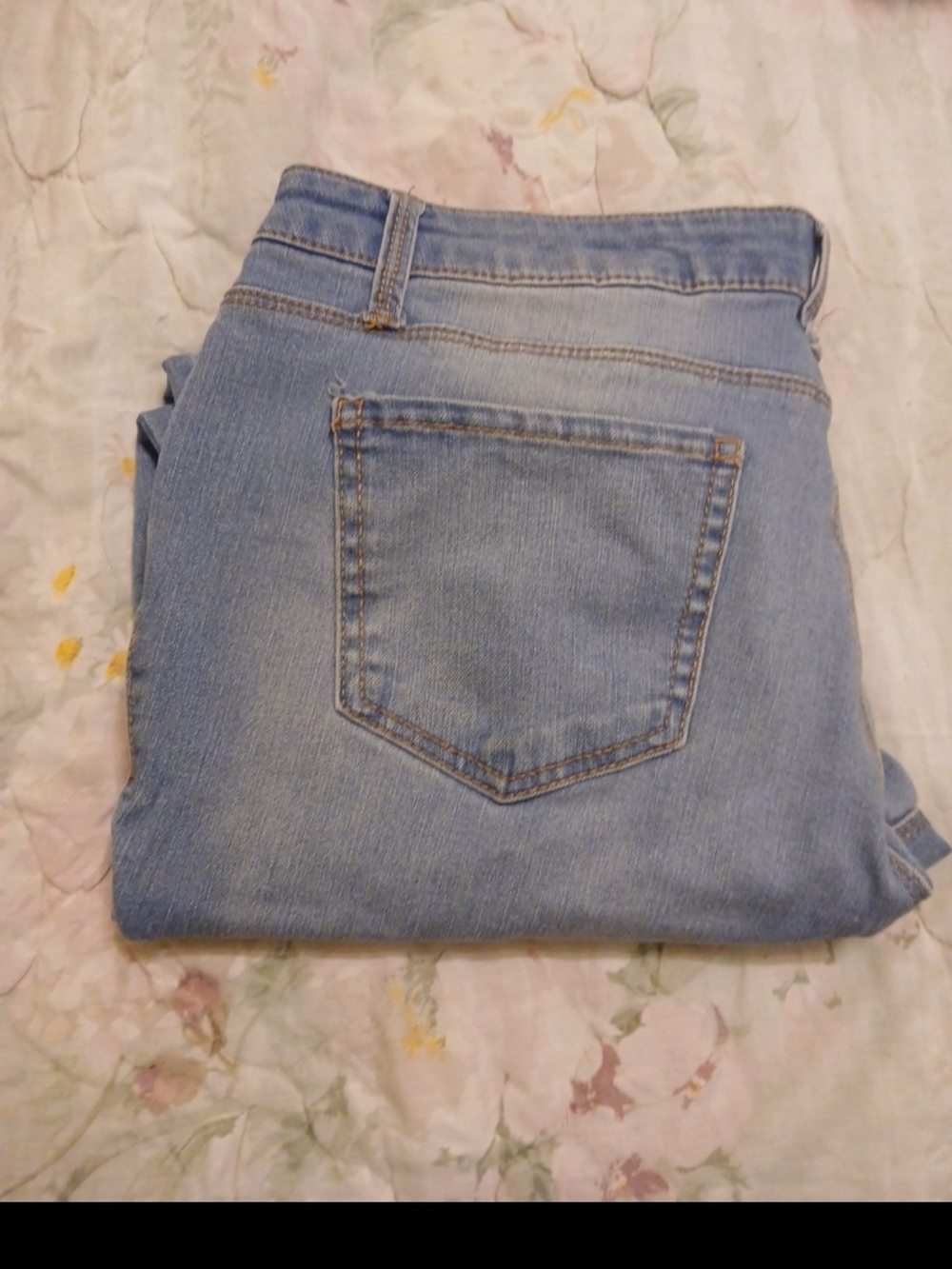Faded Glory Light Blue Skinny Jeans with Classic Back Pocket